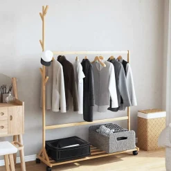 Kledingrek met haken en wielen 100x35x157 cm bamboe><noscript><img width=